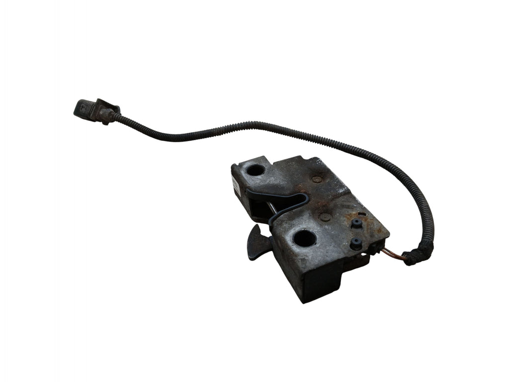 LOCK BOLT MASK VOLKSWAGEN PASSAT B8 (2014-2019) 5G2823509G
