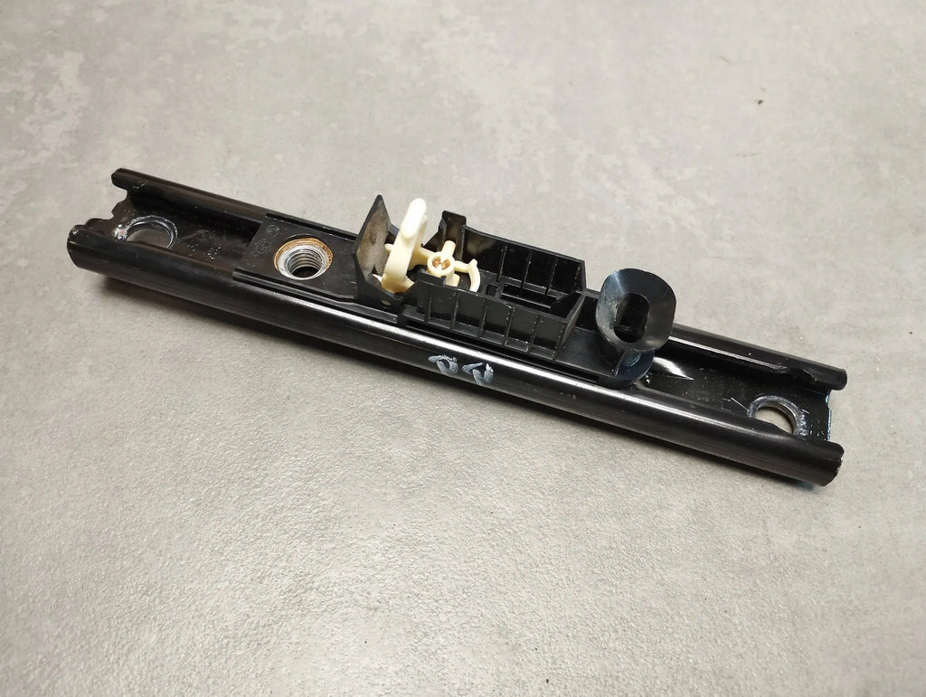 Land Rover Range Rover Sport L320 BELT HEIGHT ADJUSTMENT 531137700
