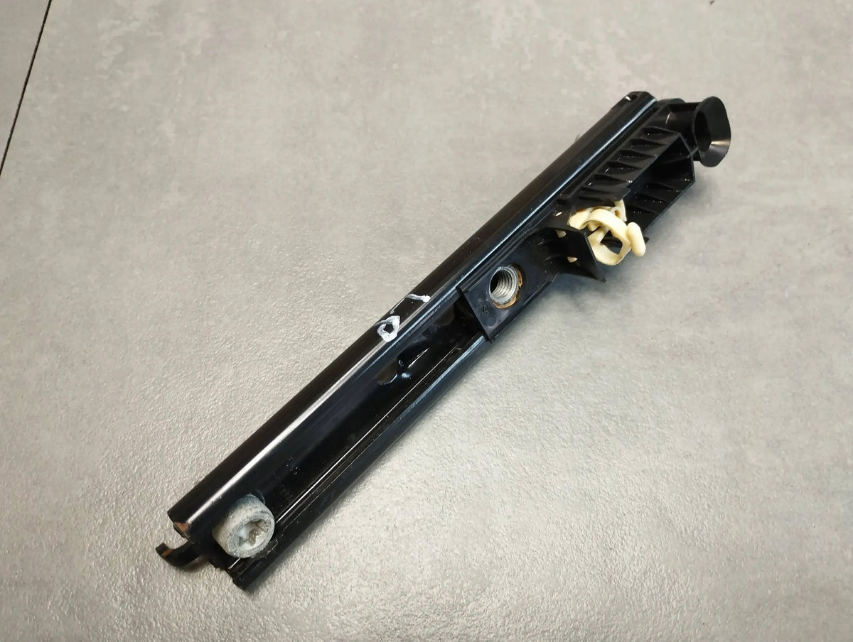 Land Rover Range Rover Sport L320 BELT HEIGHT ADJUSTMENT LEFT 531137700