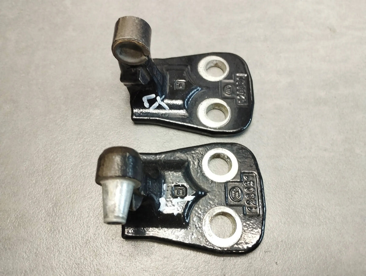 Land Rover Range Rover Sport L320 DOOR HINGES LEFT REAR