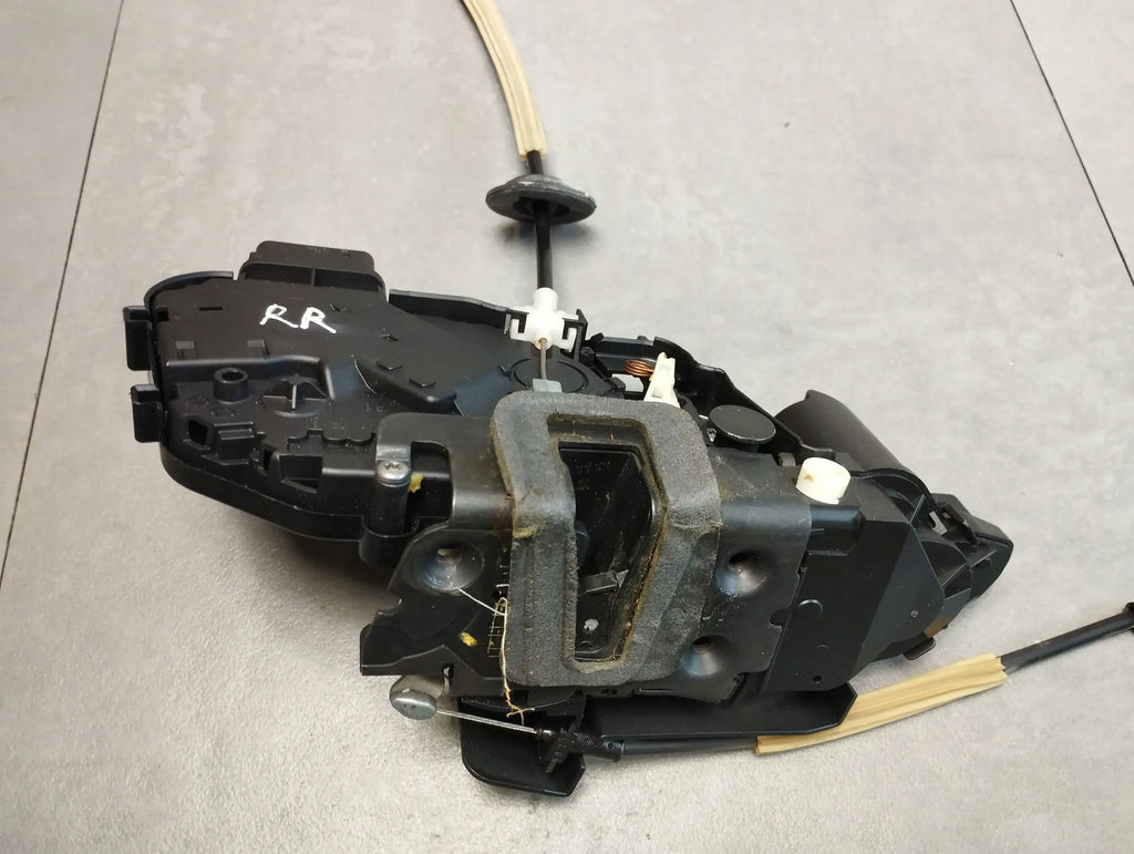 Land Rover Range Rover Sport L320 LOCK RIGHT REAR 8X2A26412AC
