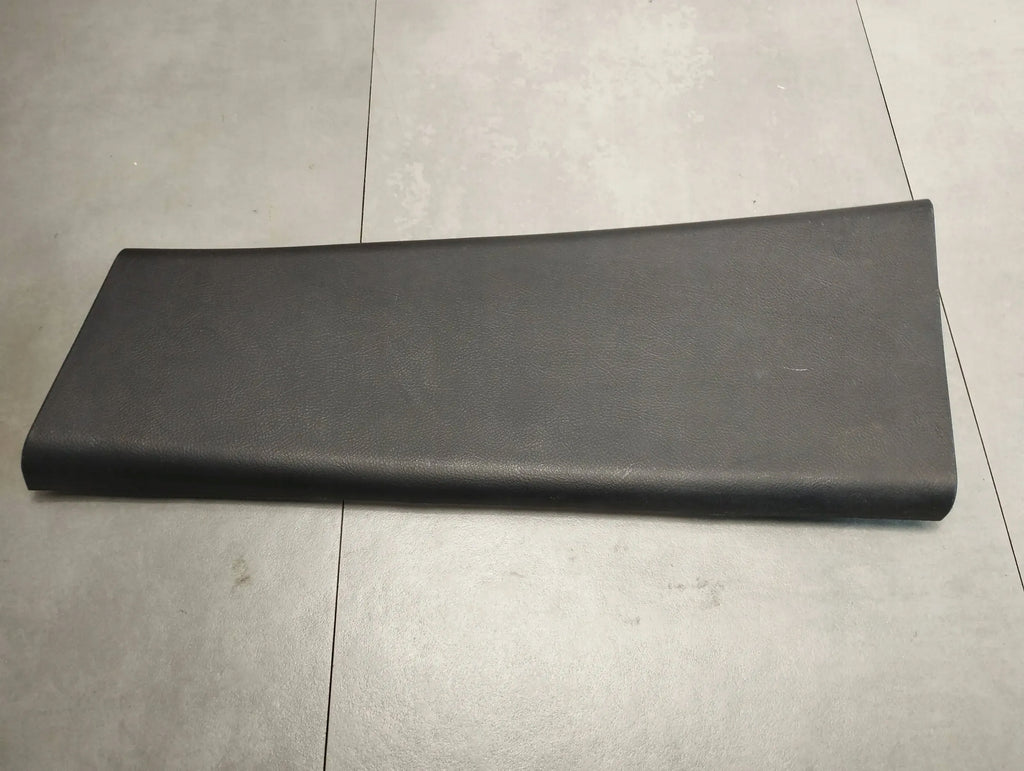 Land Rover Range Rover Sport L320 POST COVER 632240042