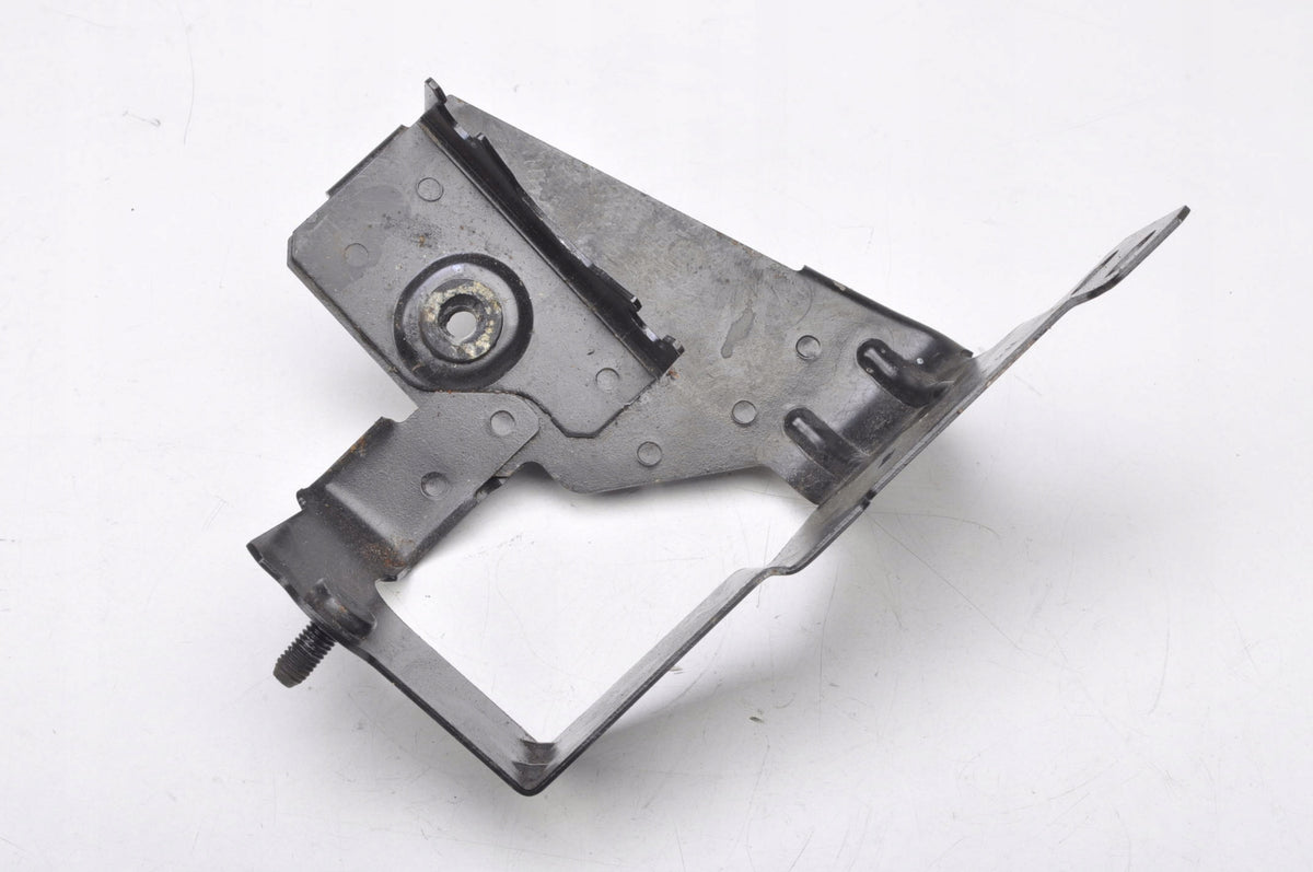 MASERATI GHIBLI III 3.0 D ABS PUMP MOUNT