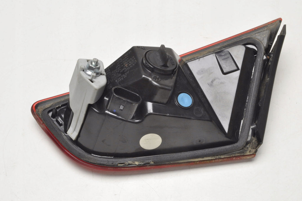MASERATI GHIBLI III LEFT REAR LAMP IN FLAP 06700046820