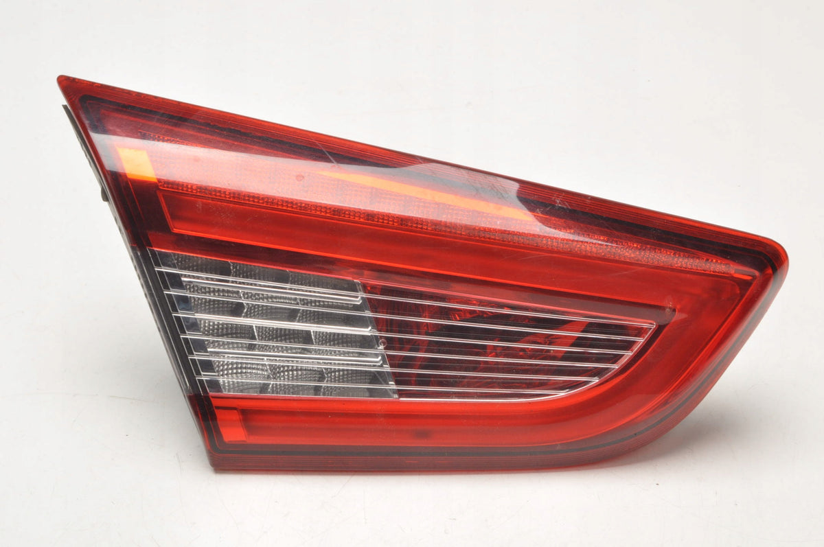 MASERATI GHIBLI III LEFT REAR LAMP IN FLAP 06700046820