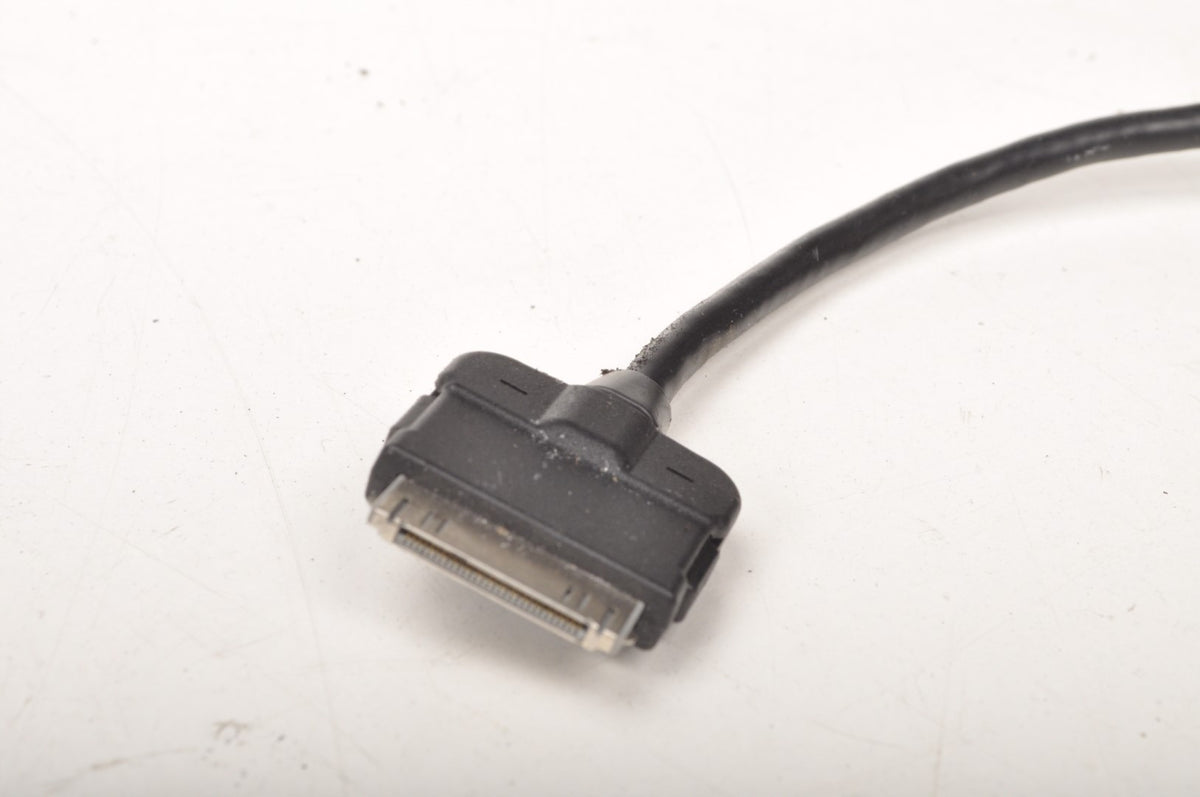 MASERATI GRANTURISMO CABLE AUX USB IPOD IPHONE