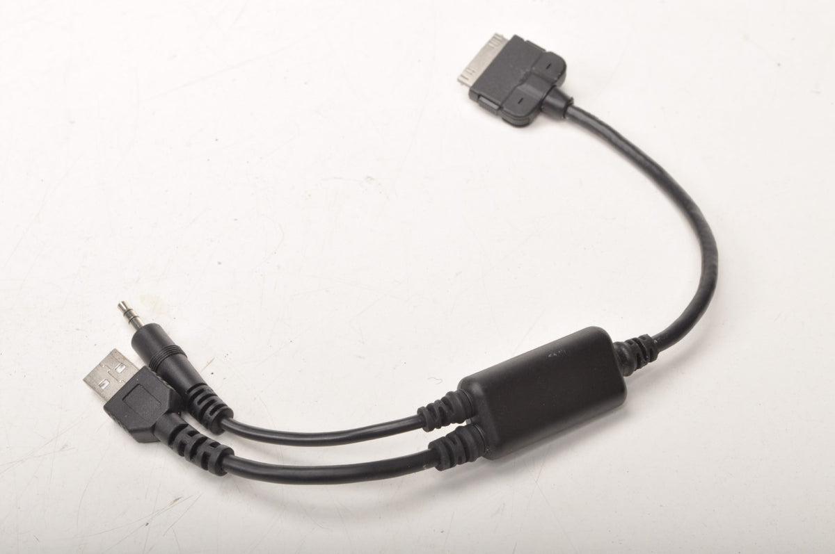 MASERATI GRANTURISMO CABLE AUX USB IPOD IPHONE