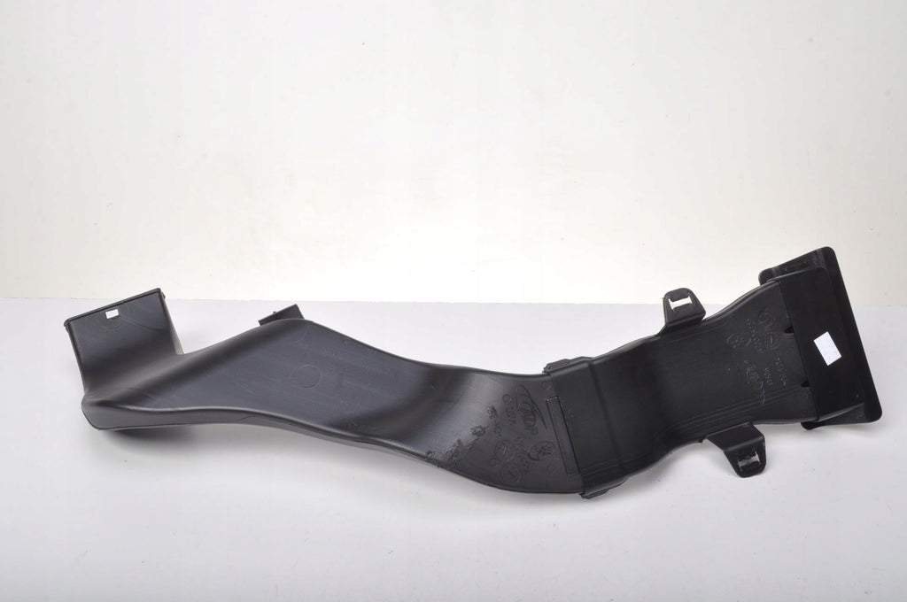 MASERATI LEVANTE S Q4 3.0 AIR INTAKE PIPE