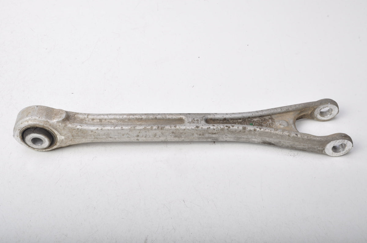 MASERATI LEVANTE SQ4 CONTROL ARM RIGHT REAR 067000280