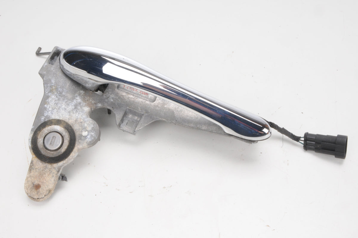 MASERATI QUATTROPORTE V DOOR HANDLE RIGHT FRONT