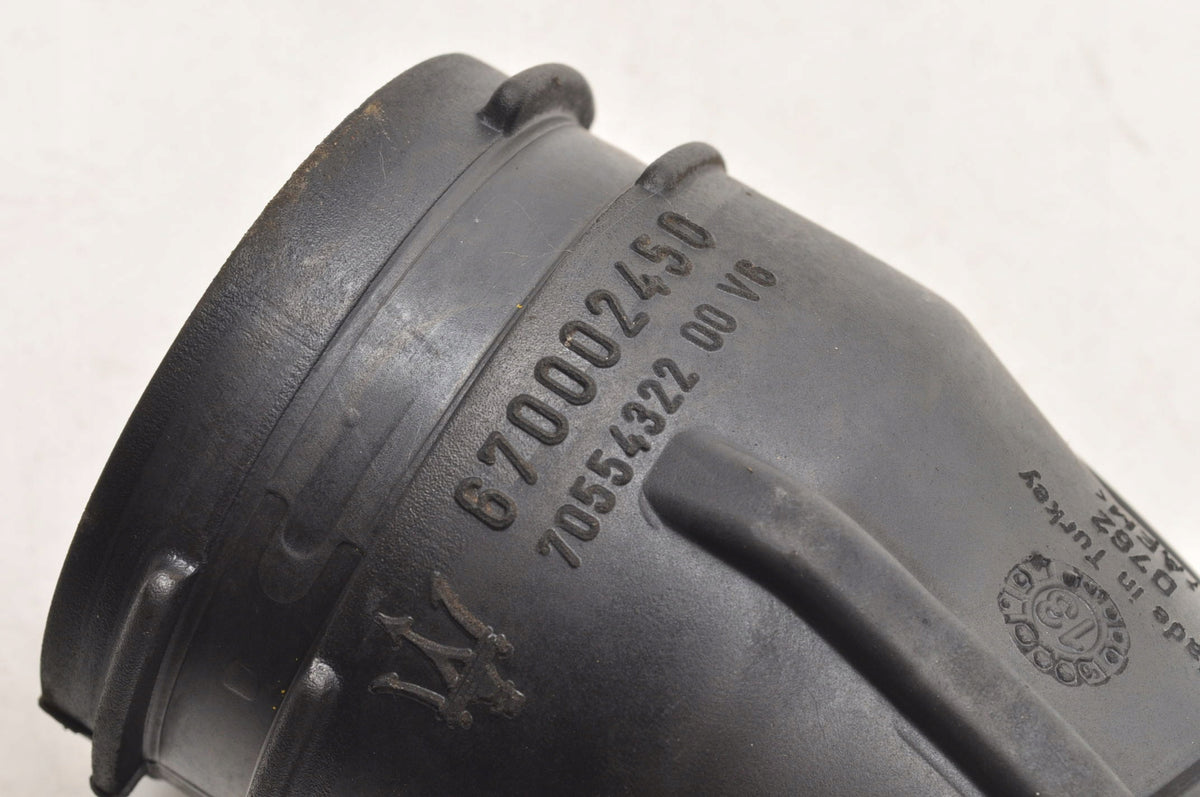 MASERATI QUATTROPORTE VI 3.0 AIR INTAKE PIPE 670002450