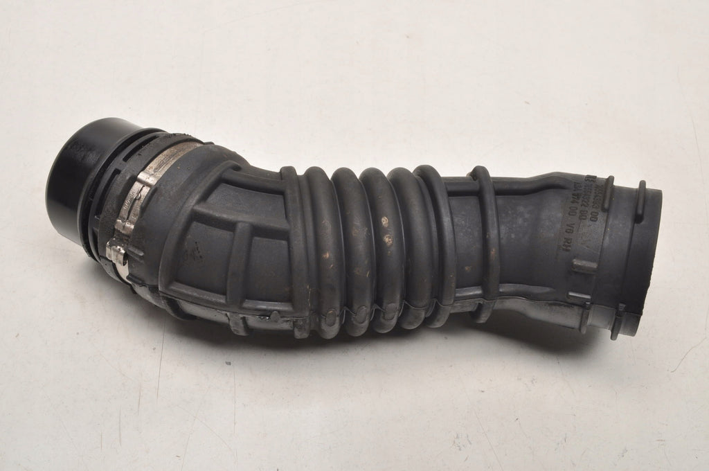 MASERATI QUATTROPORTE VI 3.0 AIR INTAKE PIPE 670002450