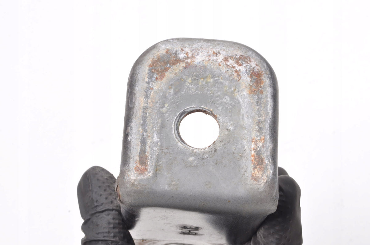 MASERATI QUATTROPORTE VI 3.0 FRONT BELT RADIATOR MOUNT