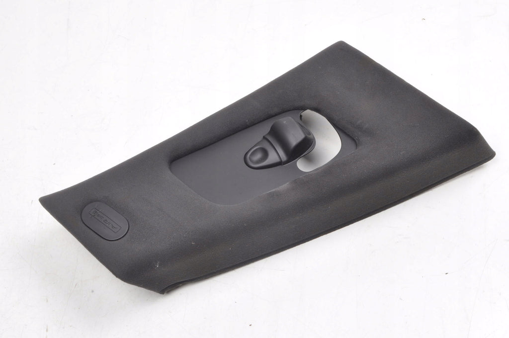 MASERATI QUATTROPORTE VI RIGHT POST COVER 670010337