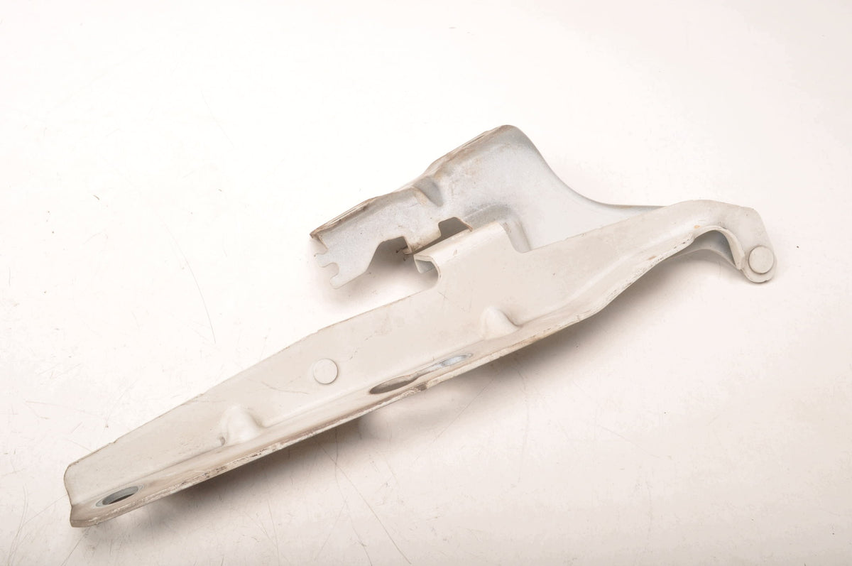 MASK HINGE VOLVO XC60 II 31424537 LEFT