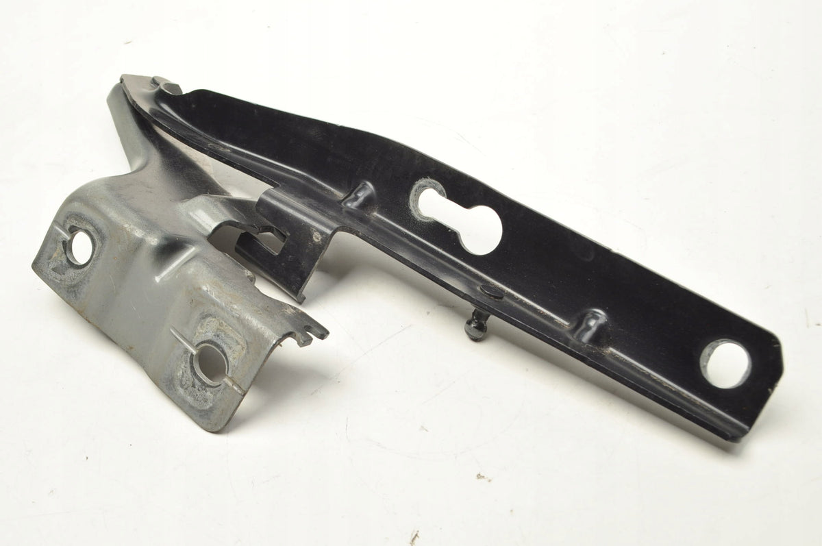 MASK HINGE VOLVO XC60 II LIFT 31424537 717