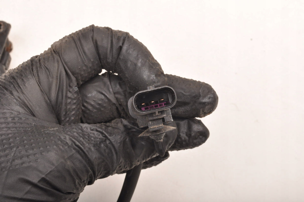 MASK LOCK VOLVO XC40 II 32277429 LEFT