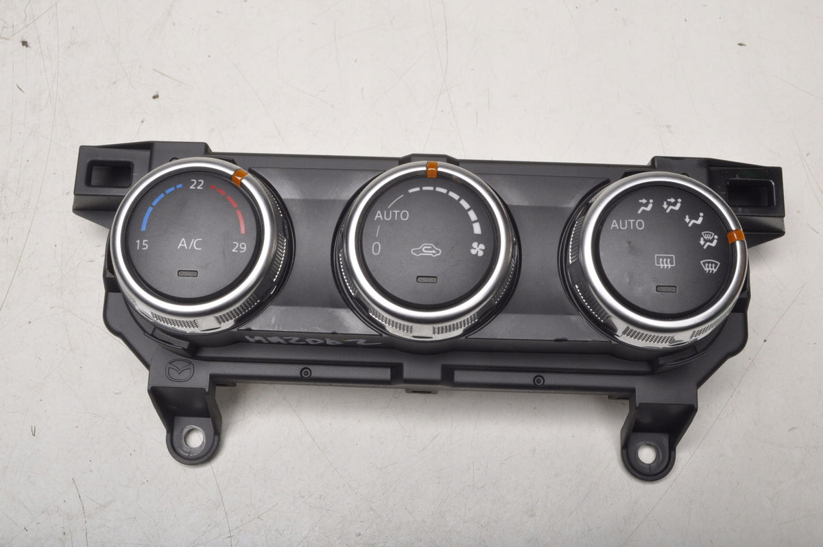 MAZDA 2 DL DJ AIR CONDITIONING PANEL DH0P61190C
