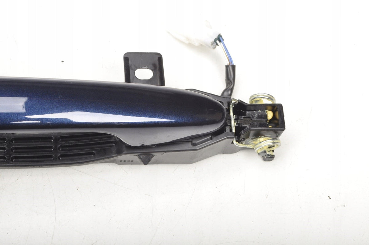 MAZDA 2 DL DJ DOOR HANDLE LEFT FRONT UK 21R
