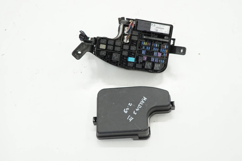 MAZDA 3 III BM 14R BOX FUSE BOX KD45-675X0
