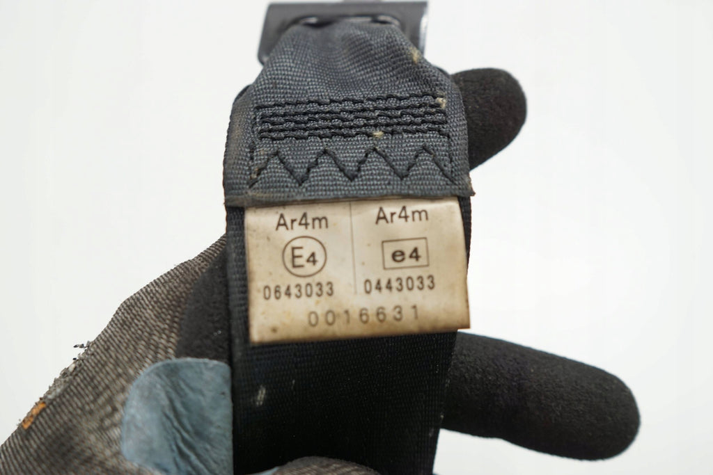 MAZDA 3 III BM 14R SEAT BELT RIGHT REAR T89506T
