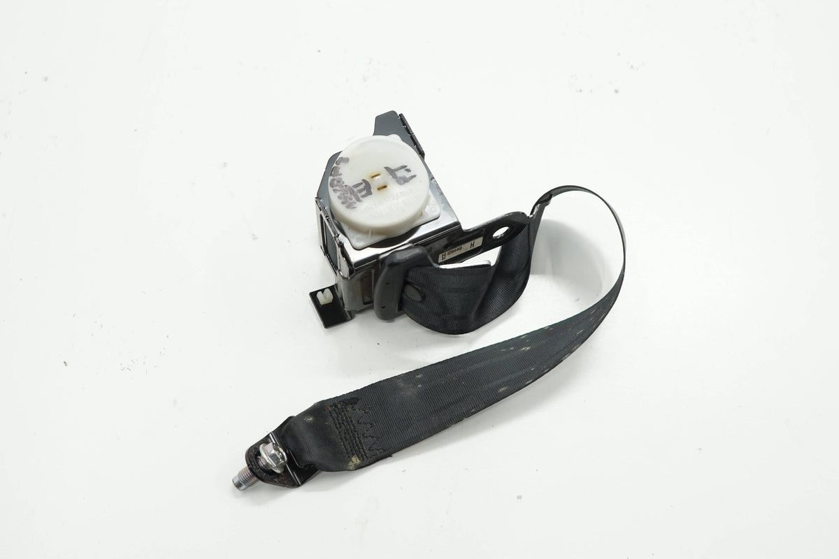 MAZDA 3 III BM 14R SEAT BELT RIGHT REAR T89506T