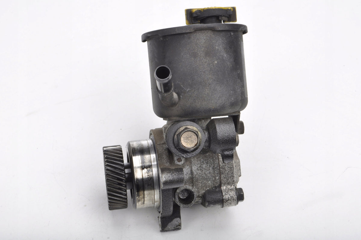 MAZDA 323F 2.0 D POWER STEERING PUMP