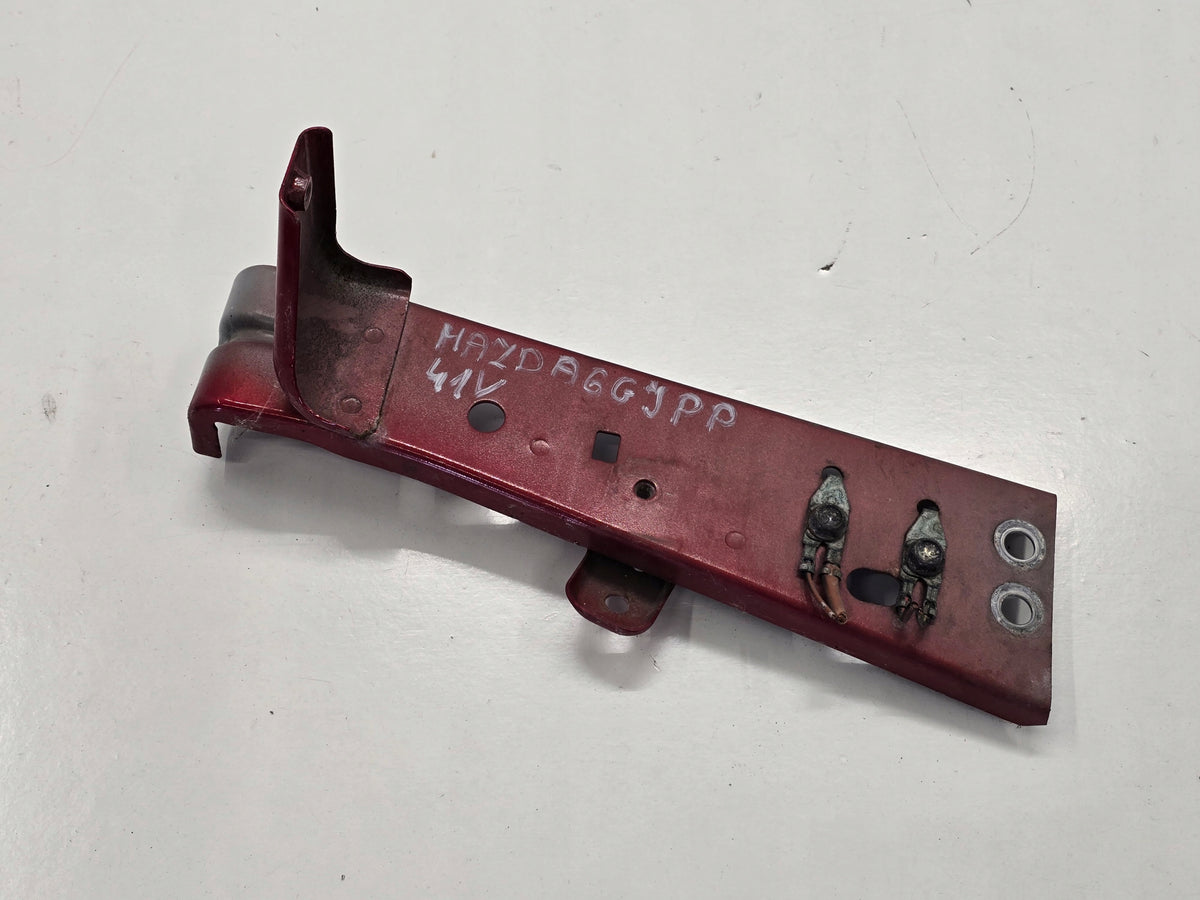 MAZDA 6 GJ 14R FENDER BRACKET RIGHT FRONT 41V