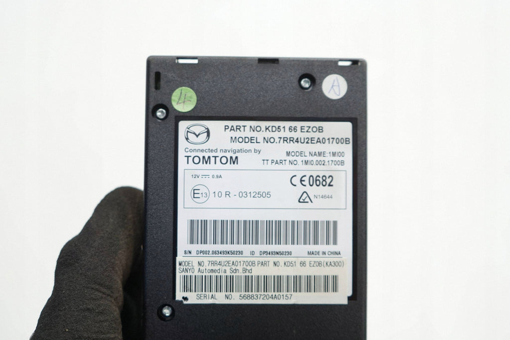 MAZDA 6 GJ 14R MODULE CARD READER SD TOMTOM KD5166EZ0B