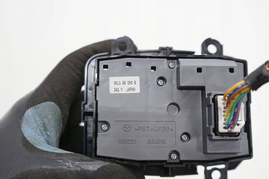 MAZDA 6 GJ 14R NAVIGATION RADIO CONTROL PANEL GKL166CM0B
