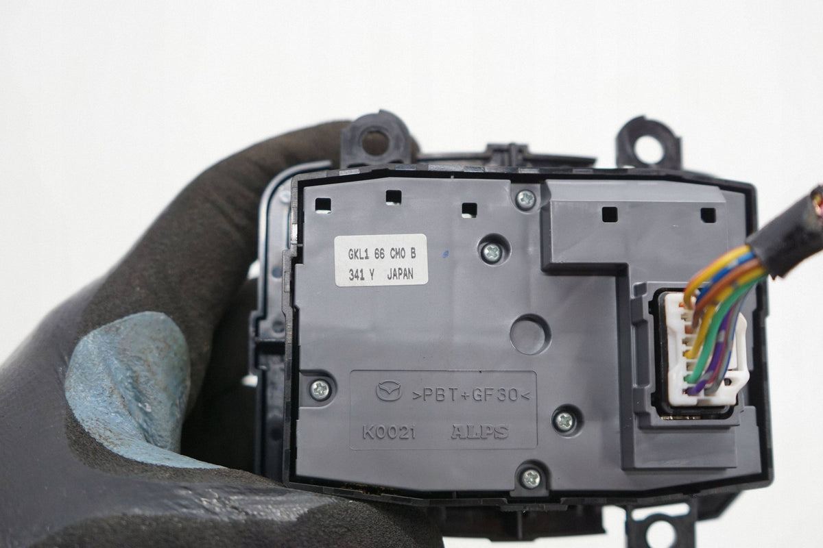 MAZDA 6 GJ 14R NAVIGATION RADIO CONTROL PANEL GKL166CM0B
