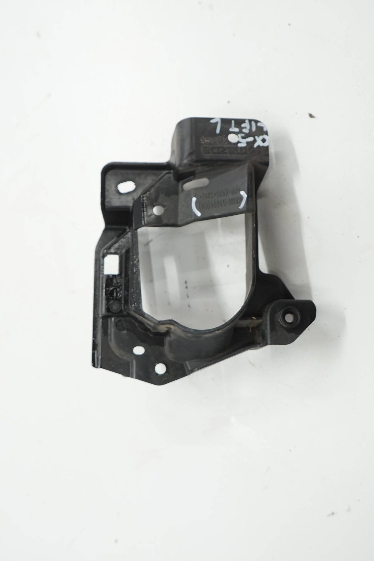MAZDA CX-5 I LIFT 15R HALOGEN MOUNT BRACKET LEFT FRONT KA0H-51694