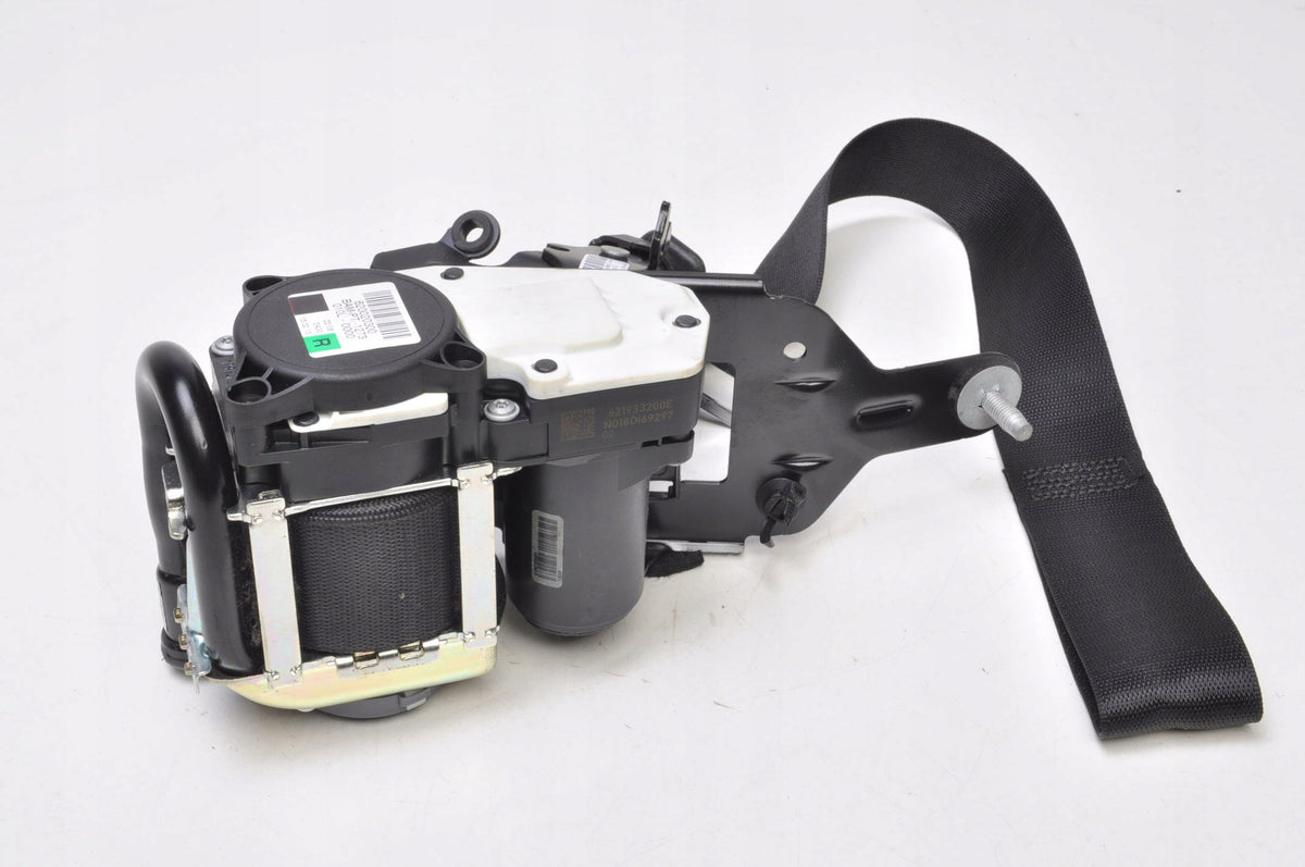 MERCEDES A207 SEAT BELT RIGHT FRONT A2078605685
