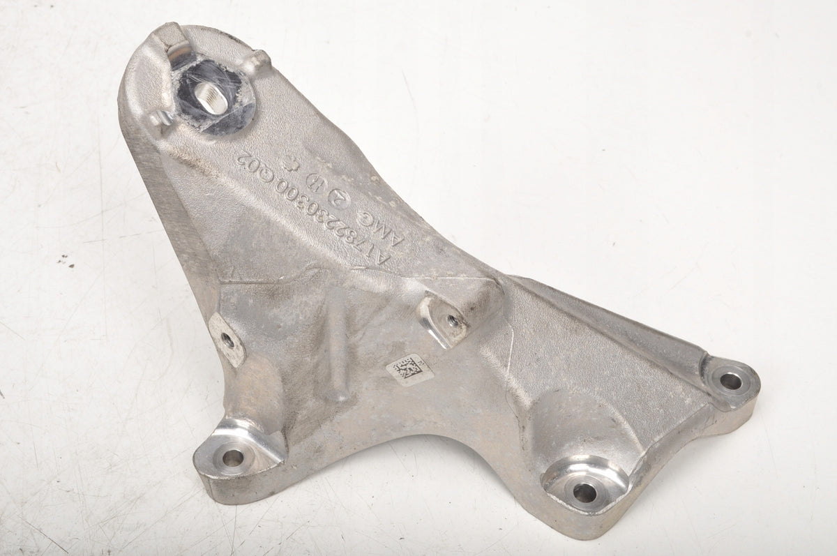 MERCEDES AMG GT 4.0 V8 PAW BRACKET A1782230300