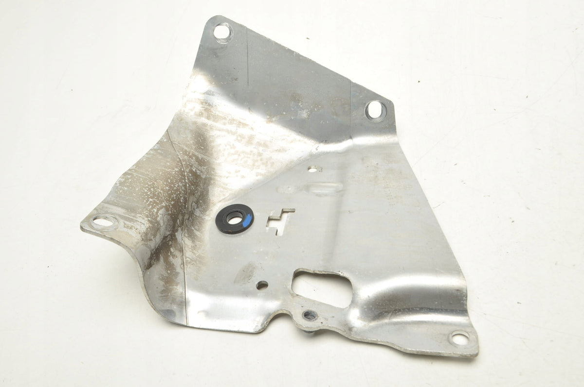 MERCEDES AMG GT C190 RIGHT BELT MOUNT HOLDER A1908600600