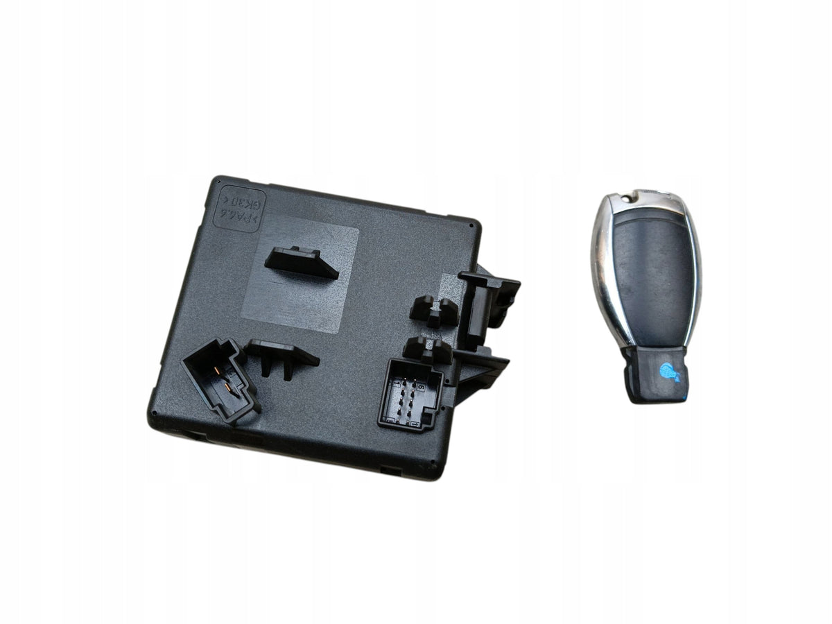 MERCEDES C W204 (2007-2011) A2045451308 KEY IGNITION