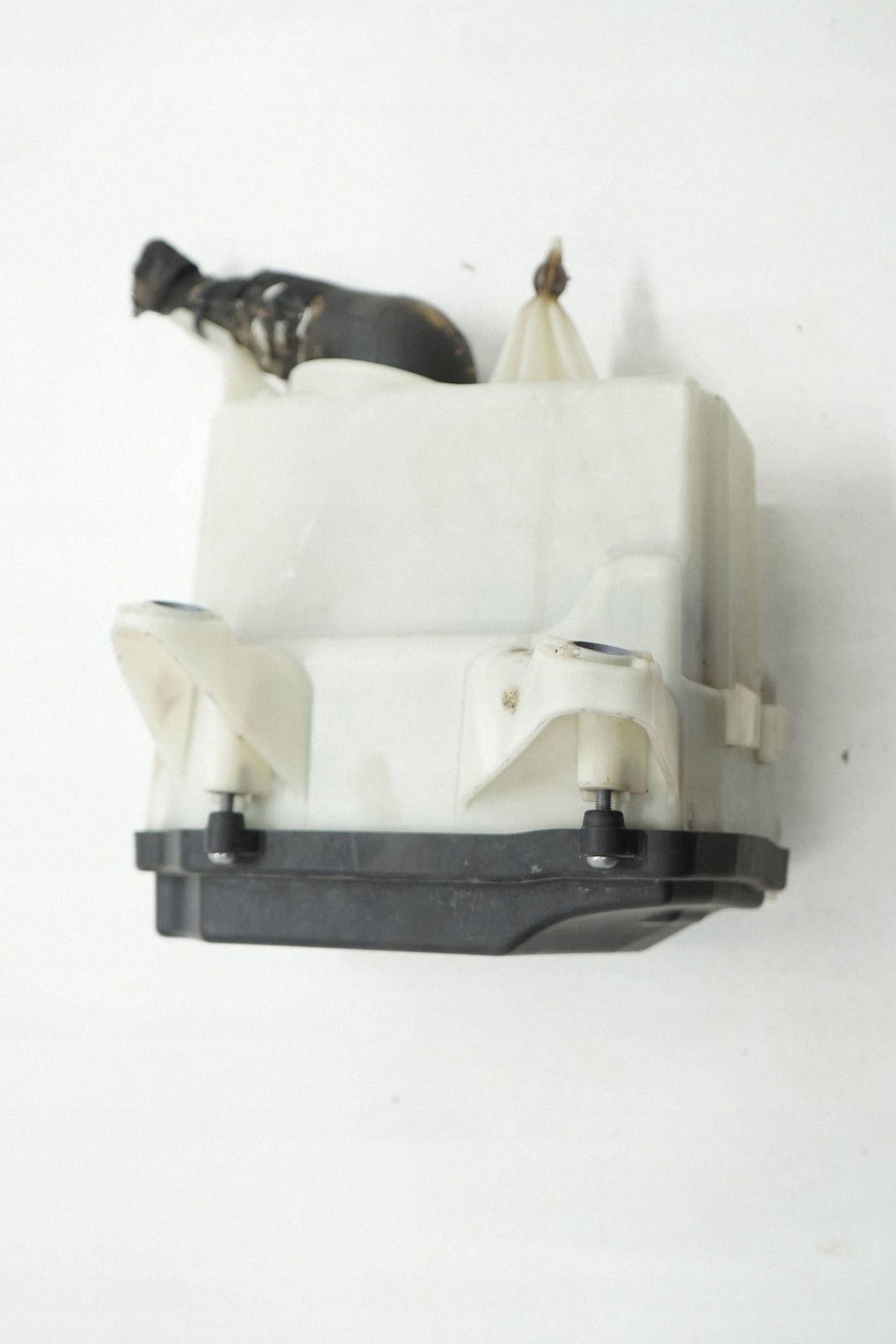 MERCEDES C W205 16R 2.0 CGI CAN FUSE BOX A2059981301