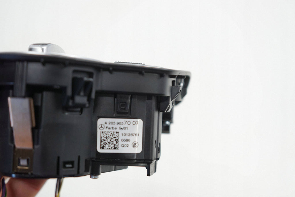 MERCEDES C W205 16R SWITCH LIGHT KNOB A2059057007