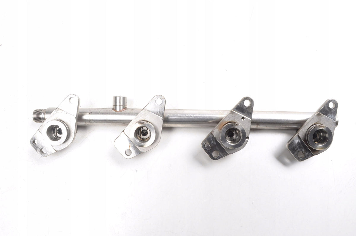 MERCEDES CLA W117 W246 W205 1.6 INJECTION RAIL A2700701400