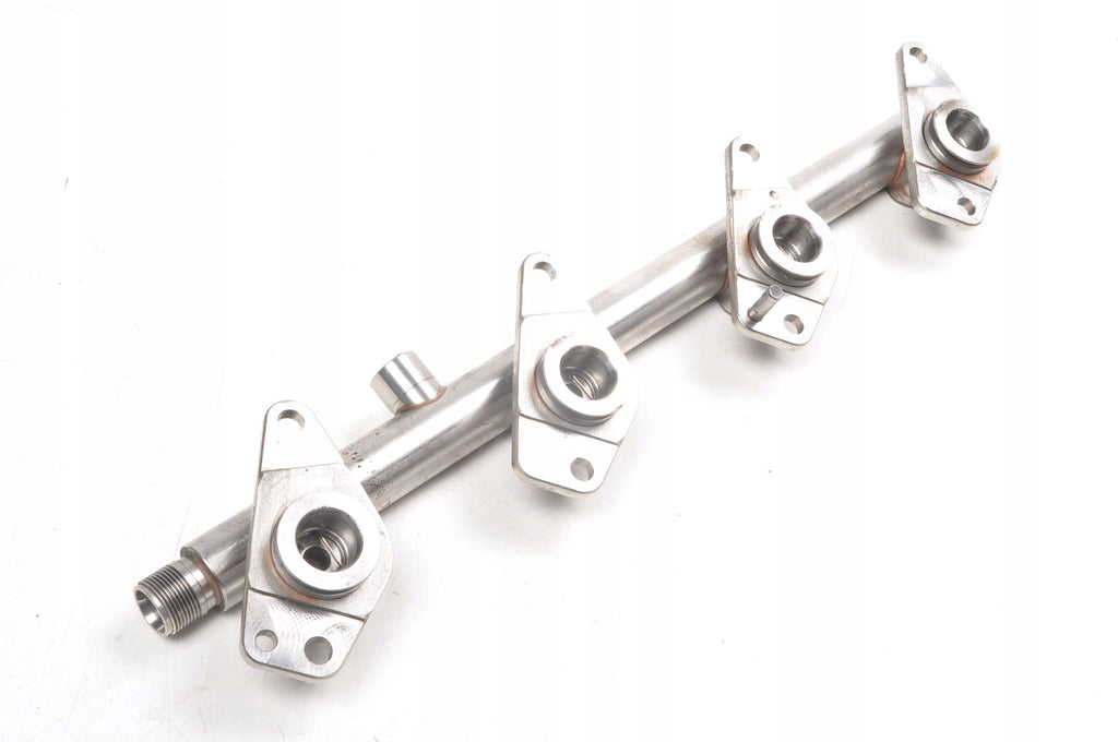 MERCEDES CLA W117 W246 W205 1.6 INJECTION RAIL A2700701400