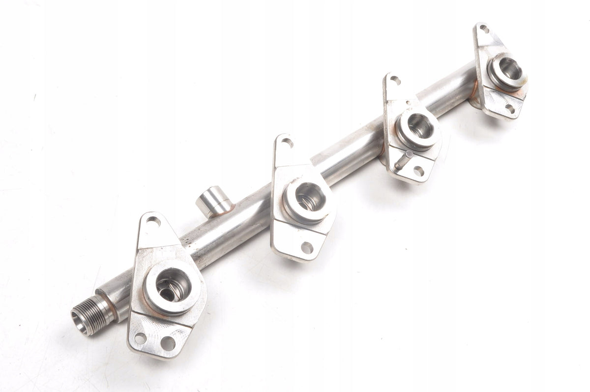 MERCEDES CLA W117 W246 W205 1.6 INJECTION RAIL A2700701400