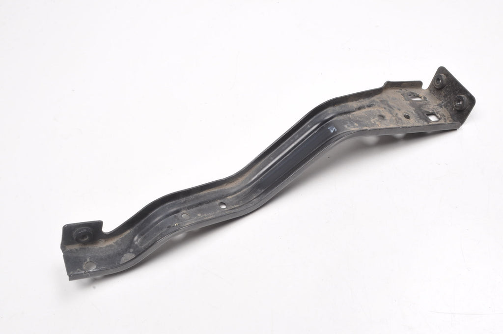 MERCEDES CLASS E W207 MOUNTING BRACKET RIGHT FRONT BELT A20762000872