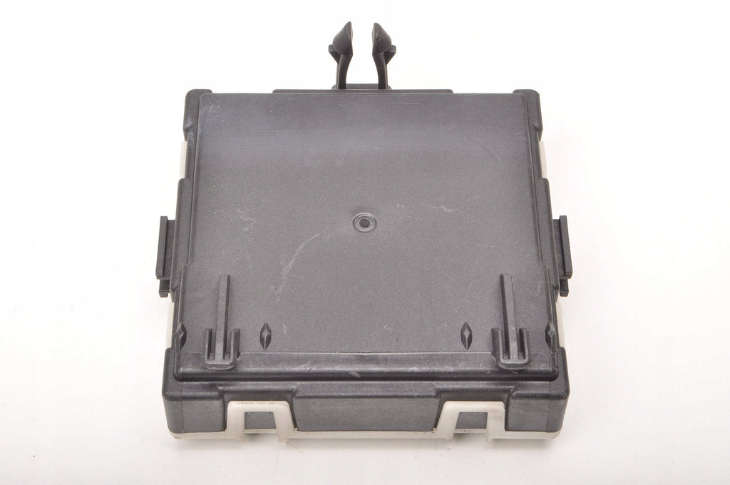 MERCEDES CLASS E W213 DOOR MODULE A2139004009 LEFT FRONT