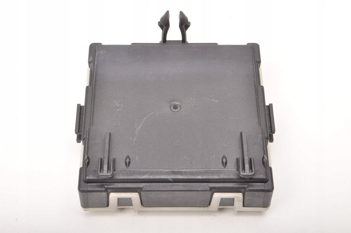 MERCEDES CLASS E W213 DOOR MODULE A2139004009 LEFT FRONT
