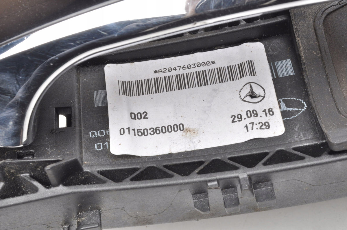 MERCEDES CLASS GLA X156 EXTERIOR DOOR HANDLE A1567670200 A2047603000