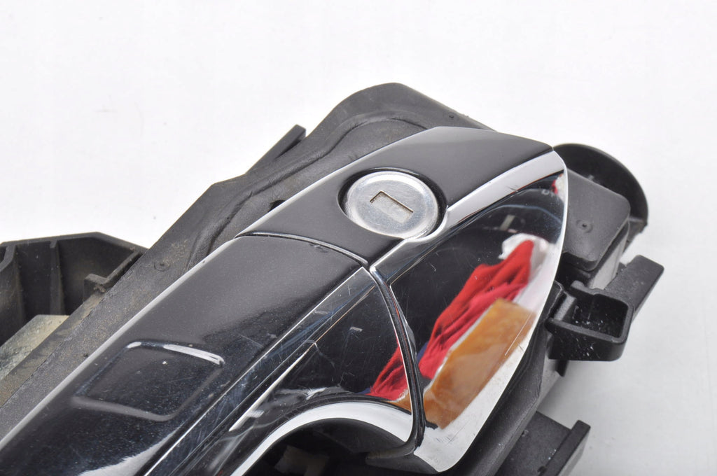 MERCEDES CLASS GLA X156 EXTERIOR DOOR HANDLE A1567670200 A2047603000
