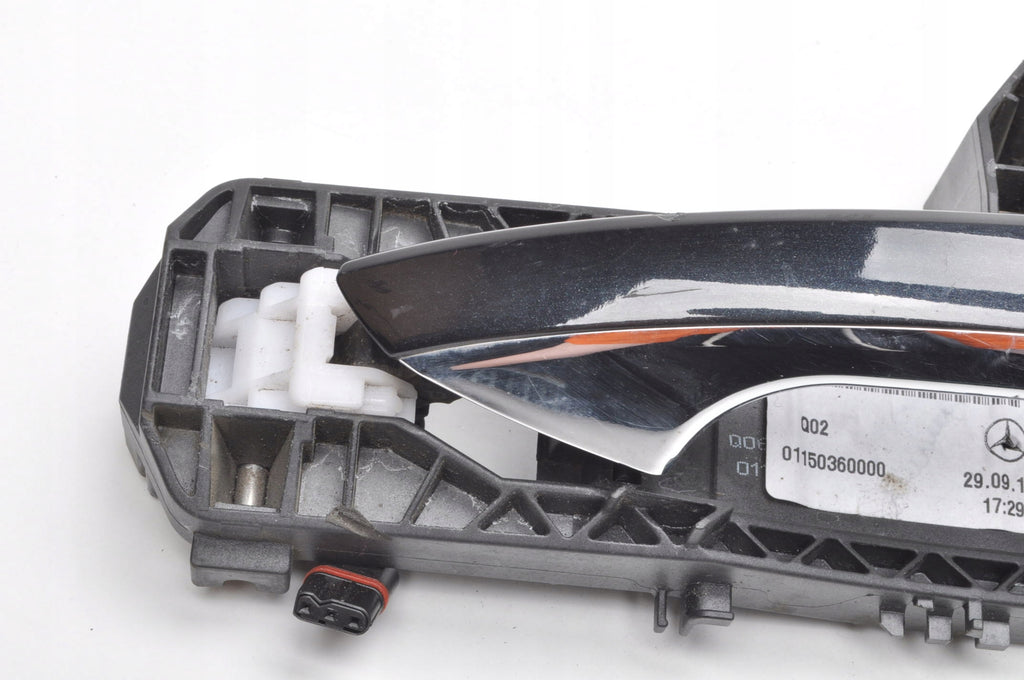 MERCEDES CLASS GLA X156 EXTERIOR DOOR HANDLE A1567670200 A2047603000