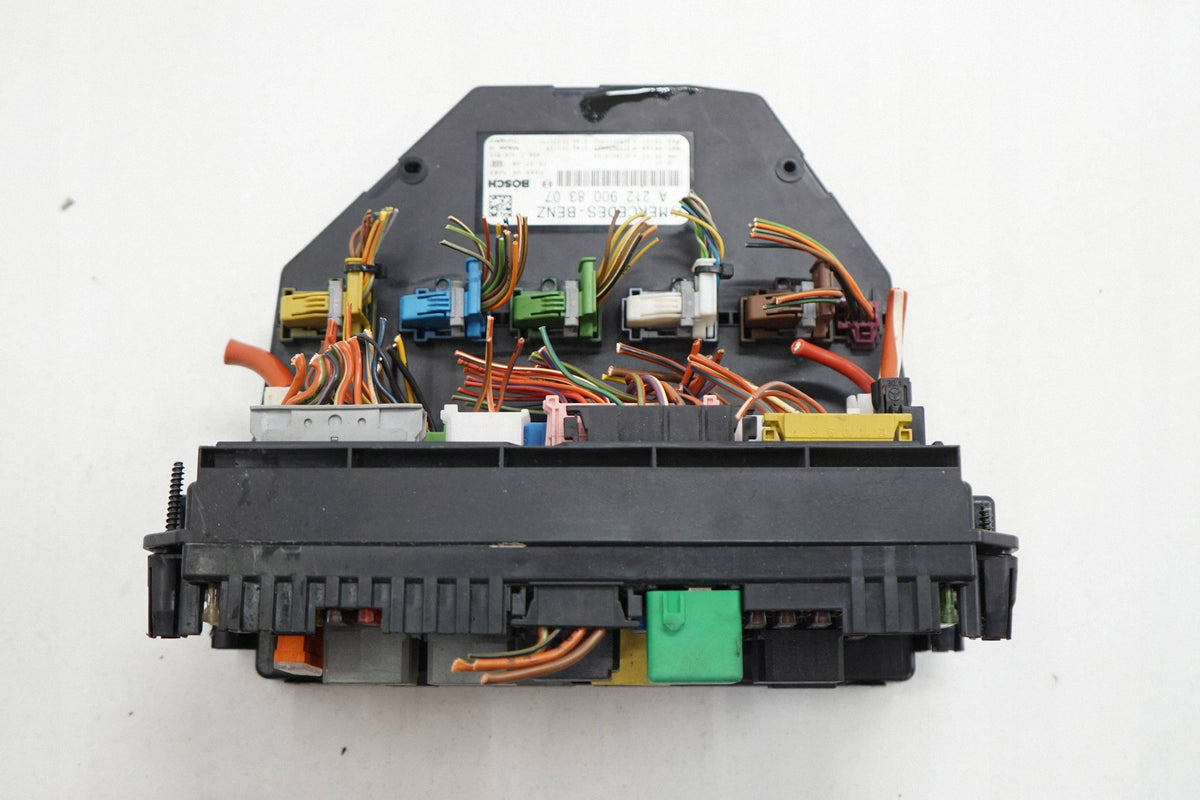 MERCEDES E W212 10R BOX FUSE BOX A2129008307