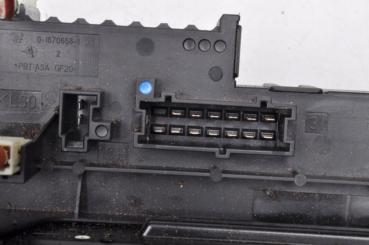 MERCEDES SLK III W172 R172 SAM Control Module Unit 1729060205