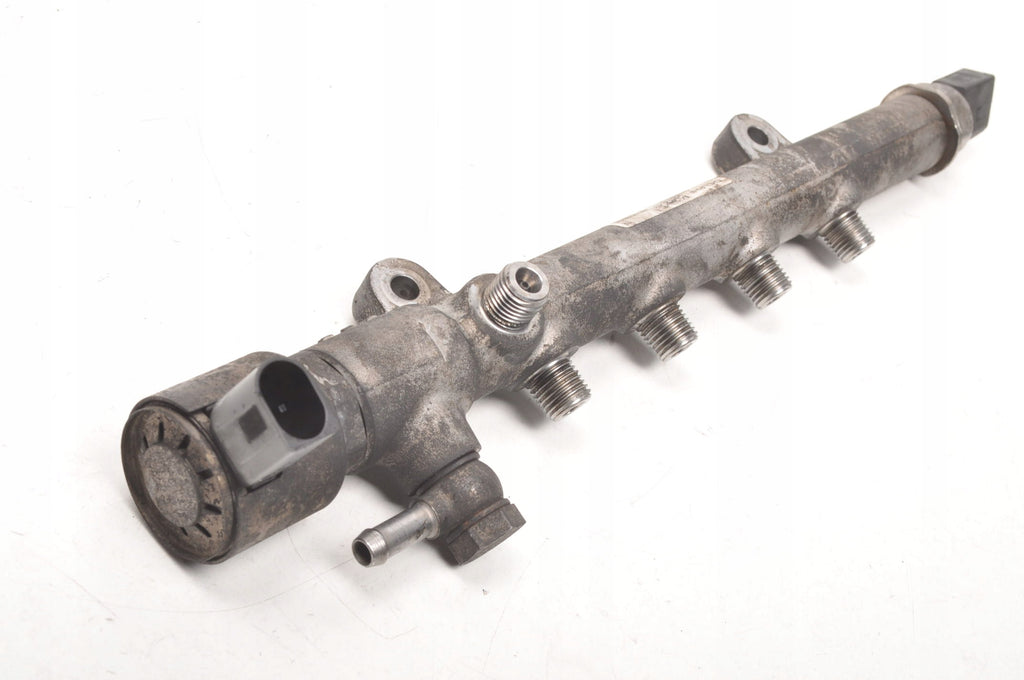 MERCEDES W156 W205 W246 2.2 CDI INJECTION RAIL A6510700700